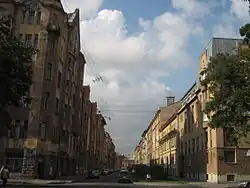 Вид на улицу с Клинского проспекта