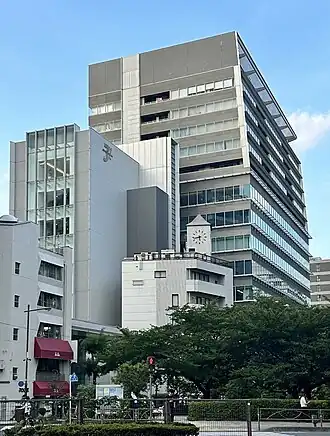 Штаб-квартира компании в Тиёда, Токио