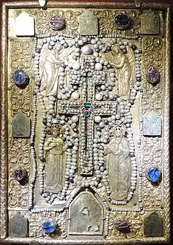 Мощевик «Ковчег князя Ивана Хворостинина» с частицей Животворящего креста. 1621