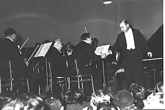 Шура Черкасский и Израильский филармонический оркестр;Тель-Авив, 1954