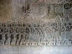 Войско сиамских наёмников на барельефе в Ангкор Вате