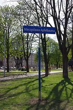 Сквер Мечислава Апфельбаума в Варшаве
