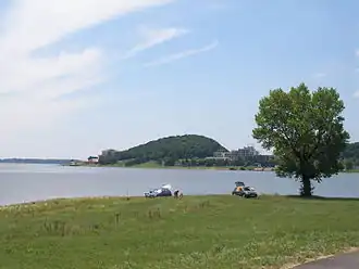 Вид на водохранилище Земплинская-Ширава