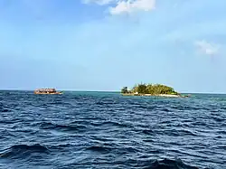 Островок у южного берега Хувахендху