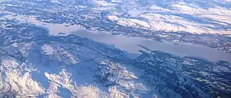 Аэрофотосъёмка озера Сносаватн с юго-восточной стороны в январе 2013 года