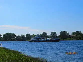 Вид на остров Бревенник с Соломбальского острова