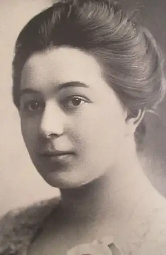 Фотопортрет ок. 1912 года