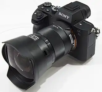 Полнокадровый беззеркальный фотоаппарат«Sony ILCE-7M2»