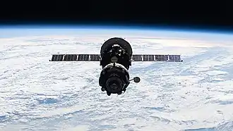 Перестыковка корабля «Союз МС-18» с модуля «Рассвет» на «Науку».