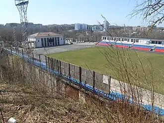 Футбольное поле и трибуны стадиона «Спартак»