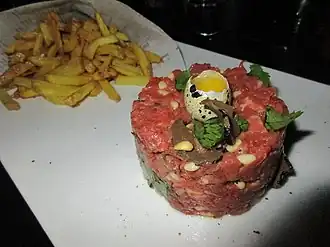 Шумай с перепелиными яйцами