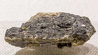 Стишовит, найденный в Германии (метеоритный кратер Нёрдлингенский Рис)