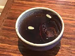 Сучжонгва - традиционный корейский напиток их сушёной хурмы