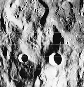 Снимок зонда Lunar Orbiter – IV.