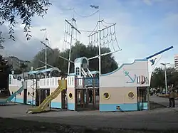 Реплика фрегата на улице Турку (дар Турку к юбилею)