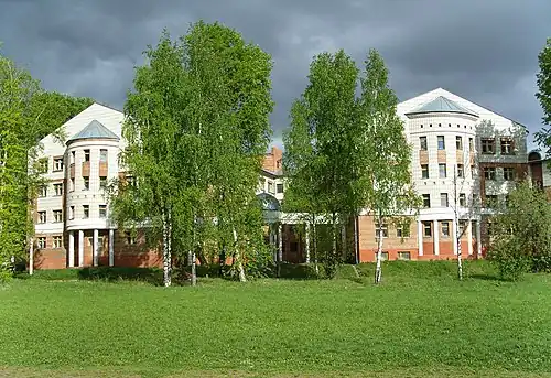 Гимназия искусств при Главе Республики Коми имени Ю. А. Спиридонова