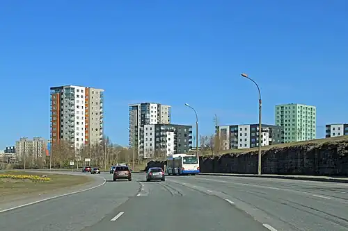 Улица в микрорайоне Сикупилли