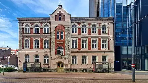 Бывшая школа(памятник культуры)