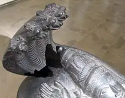 Головы Ананта-Шеши у изголовья Вишну. Бронзовое мурти XVIII—XVIII веков, Тамилнад. Из коллекции Музея Гиме