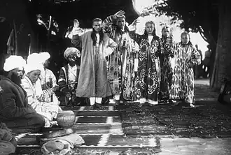 Жители Каратага в 1890-1896 гг