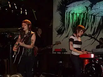 Tegan and Sara в Гамбурге, Германия, в 2008