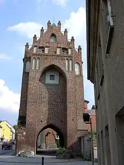 Мельничные ворота, одни из двух городских ворот