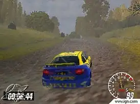 Скриншот из игры. Разработчики реализовали различные погодные условия и дорожные покрытия на каждой из трасс