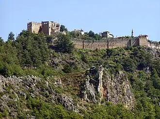 Крепостные стены