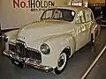 Первый седан Holden 48-215