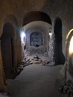 Коридор подземелья, ведущий к часовне