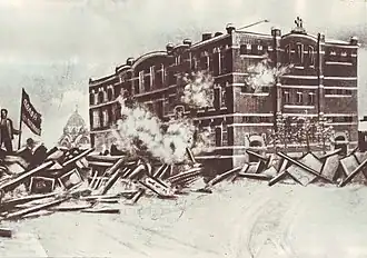 Главная сормовская баррикада возле Сормовской церковно-приходской школы