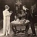 С Генри Седли[англ.] в фильме «Женщина, которую изменил Бог» (1921)
