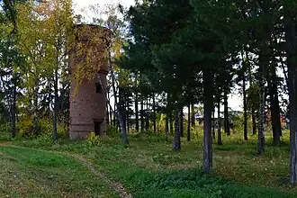 Парк на Сенянской ул. с водонапорной башней