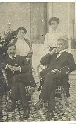 Тизензаузен Д. О. в Венеции (справа)