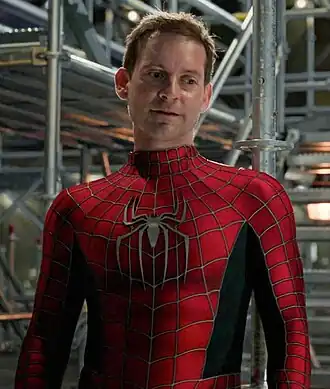Тоби Магуайр в ролиПитера Паркера / Человека-паука в фильме«Человек-паук: Нет пути домой» (2021)