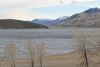 Фото сделано в апреле 2013 года. Вид с северо-запада.