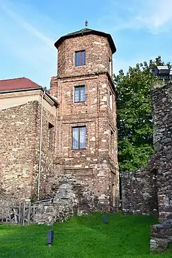 Замковая башня