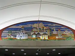 Панно над переходом на станцию «Цветной бульвар». Автор З. Церетели