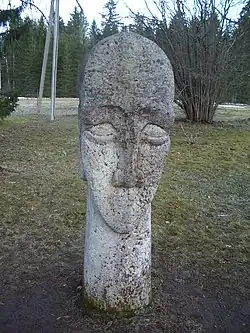 Работа эстонского скульптора Юло Ыуна