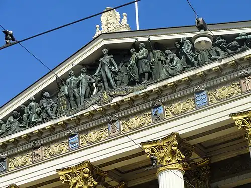 Горельеф с изображением Александра I.