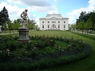 Поместье Ужутракис