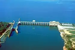 Плотина Джима Вудраффа