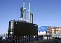 Подводная лодка USS New Hampshire (SSN-778), 2008 год. Внешний вид выдвижных устройств современных подводных лодок США.