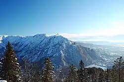 Зимний вид на Ульрикен со стороны соседней горы Бломанен (норв. Blåmanen)