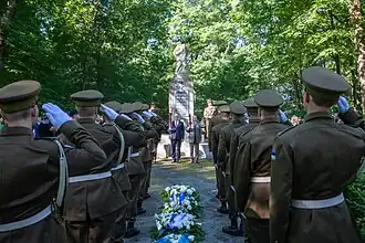 Церемония возложения венков к памятнику Освободительной войне. Нарва, 2024 год