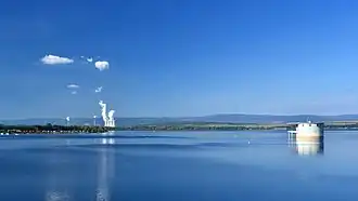 Вид на водохранилище со стороны плотины