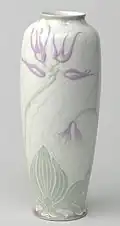 Ваза. Ок. 1900. Фарфор