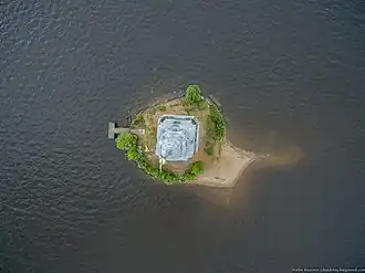 Остров, вид сверху