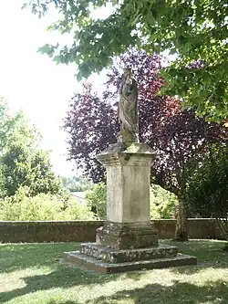 Статуя Девы Марии