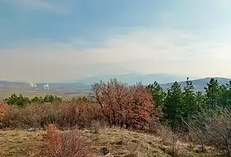 Сегодня в центре района находится ТЭС «Бобов Дол». На заднем плане Рила.